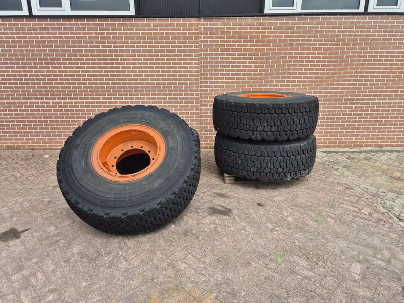 Bridgestone 20.5R25 - Anvelopă: Foto 1 Bridgestone 20.5R25 - Anvelopă: Foto 1