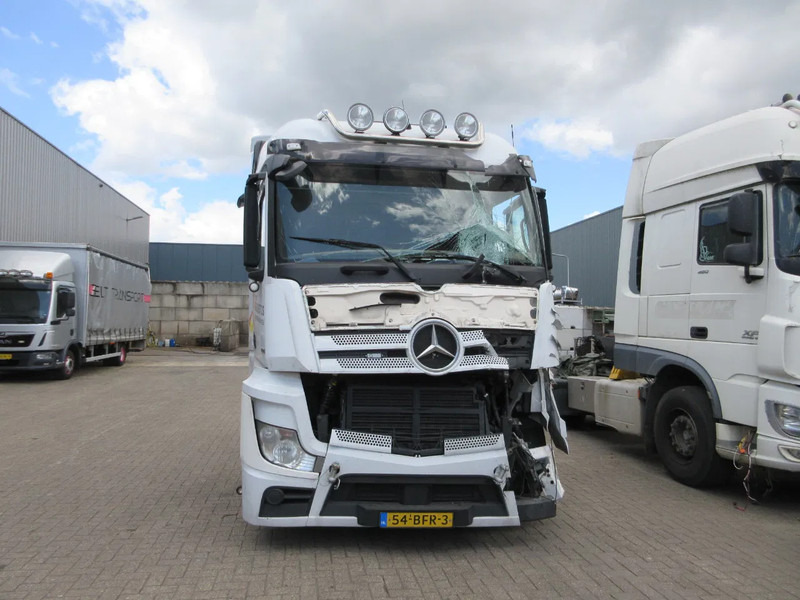 Mercedes-Benz Actros 1942 - Cap tractor: Foto 2 Mercedes-Benz Actros 1942 - Cap tractor: Foto 2