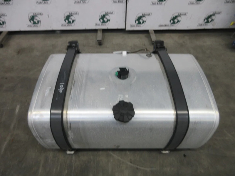 DAF 1681816 // 340 LITER DAF LF 210 EURO 6 MODEL 2020 - Rezervor combustibil pentru Camion: Foto 4 DAF 1681816 // 340 LITER DAF LF 210 EURO 6 MODEL 2020 - Rezervor combustibil pentru Camion: Foto 4