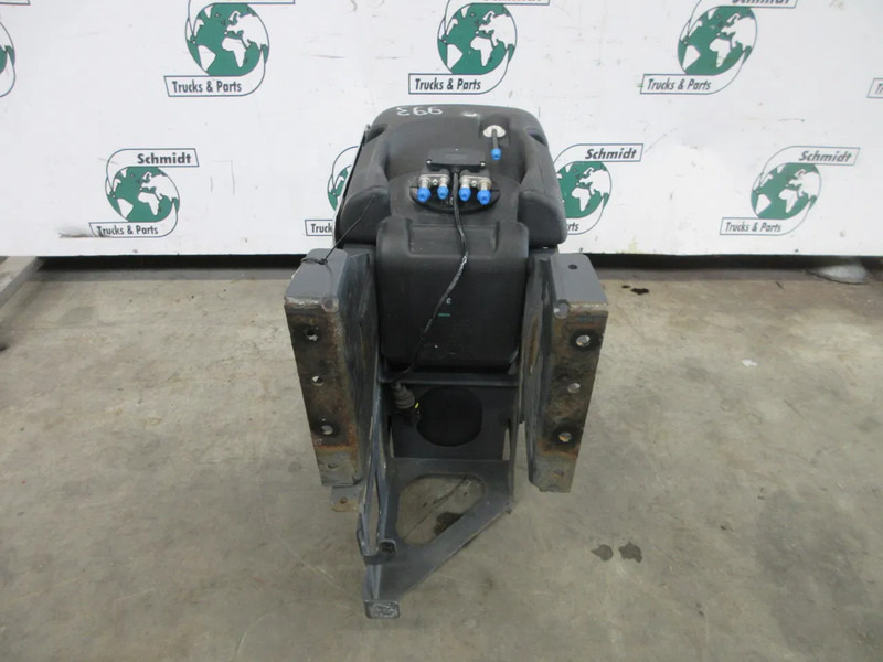 DAF 1707645 AD BLUE TANK NIEUWE & GEBRUIKT DAF LF 220 EURO 6 - Rezervor combustibil pentru Camion: Foto 4 DAF 1707645 AD BLUE TANK NIEUWE & GEBRUIKT DAF LF 220 EURO 6 - Rezervor combustibil pentru Camion: Foto 4