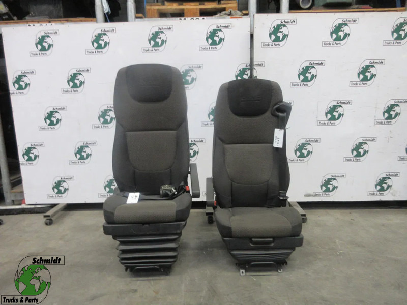 DAF 1710410 // 1707550 STOELEN SET DAF LF 210 EURO 6 MODEL 2020 - Scaun pentru Camion: Foto 1 DAF 1710410 // 1707550 STOELEN SET DAF LF 210 EURO 6 MODEL 2020 - Scaun pentru Camion: Foto 1