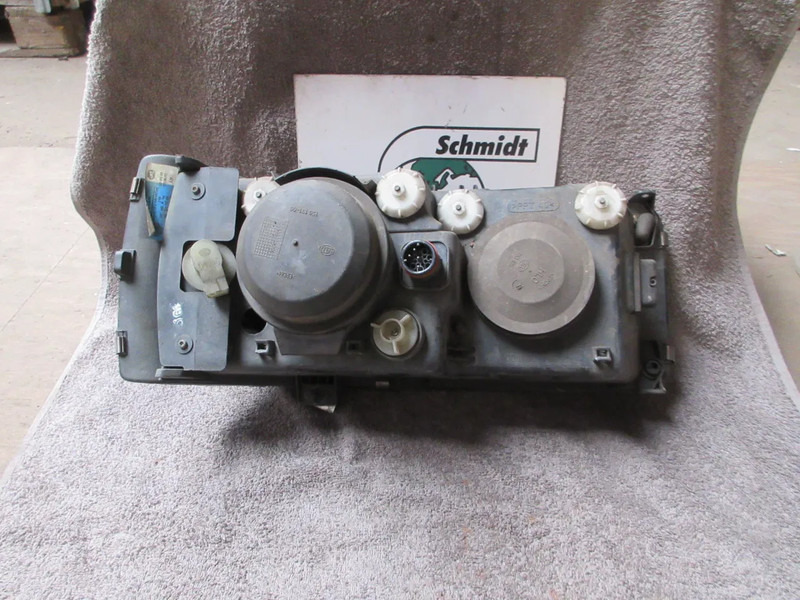DAF 1743690 KOPLAMP XENOS DAF XF CF LF EURO 3 /5 / LINKS - Far pentru Camion: Foto 3 DAF 1743690 KOPLAMP XENOS DAF XF CF LF EURO 3 /5 / LINKS - Far pentru Camion: Foto 3