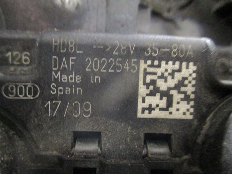 DAF 2025545 Dynamo XF 106 - Alternator pentru Camion: Foto 2 DAF 2025545 Dynamo XF 106 - Alternator pentru Camion: Foto 2