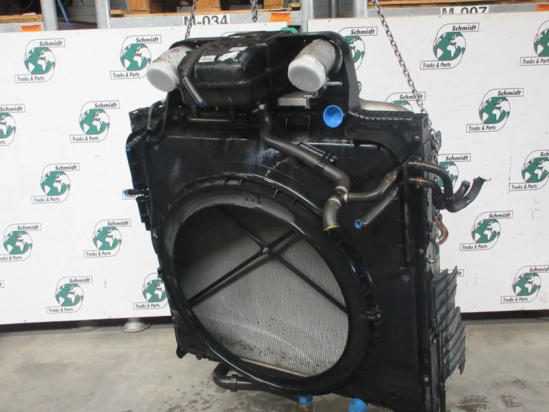 DAF 2204691 // 1940146 // 2125896 RADIATEUR INTERCOOLER DAF 440 EURO 6 - Radiator pentru Camion: Foto 3 DAF 2204691 // 1940146 // 2125896 RADIATEUR INTERCOOLER DAF 440 EURO 6 - Radiator pentru Camion: Foto 3