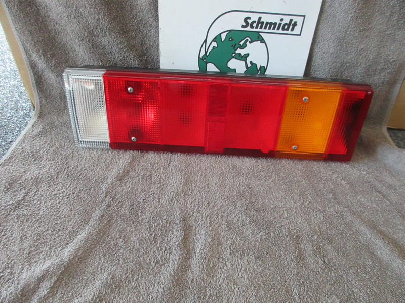 Iveco 504094709//99463243 ACHTERLAMP NIEUWE IVECO STRALIS EURO 5 - Coada lumini pentru Camion: Foto 2 Iveco 504094709//99463243 ACHTERLAMP NIEUWE IVECO STRALIS EURO 5 - Coada lumini pentru Camion: Foto 2