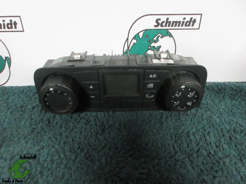 MAN 81.61990-6094 // 81.61990-6122 KACHEL BEDIENING MAN TGX TGS 2020 - Sistem electric pentru Camion: Foto 1 MAN 81.61990-6094 // 81.61990-6122 KACHEL BEDIENING MAN TGX TGS 2020 - Sistem electric pentru Camion: Foto 1
