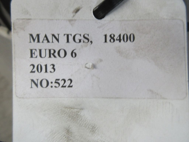 MAN TGS 81.06101-6790/ 81.06101-6786 RADIATEUR EURO 6 - Radiator pentru Camion: Foto 3 MAN TGS 81.06101-6790/ 81.06101-6786 RADIATEUR EURO 6 - Radiator pentru Camion: Foto 3