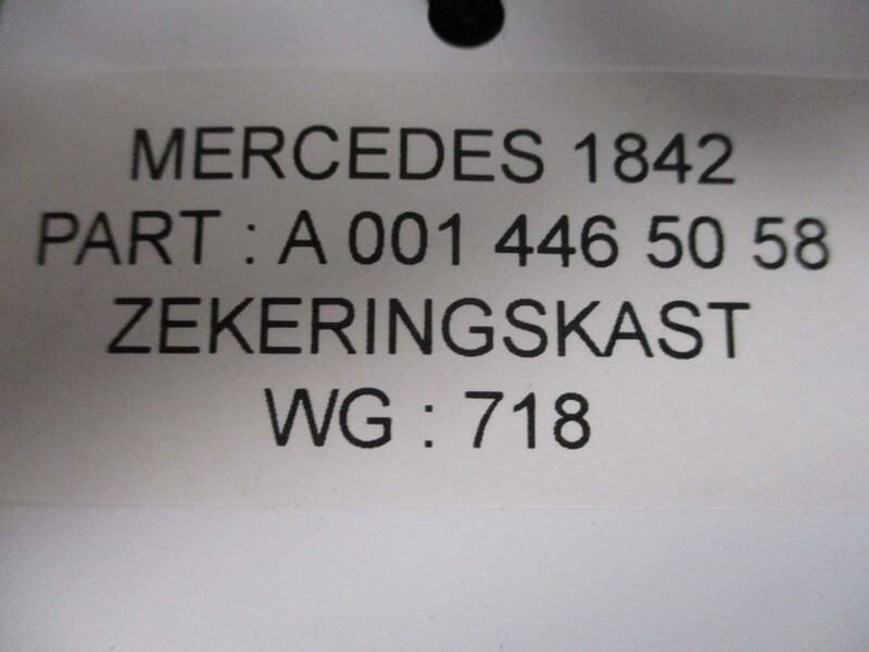 Mercedes-Benz A 001 446 50 58 ZEKERINGKAST MERCEDES BENZ 1842 MP 4 - Sistem electric pentru Camion: Foto 2 Mercedes-Benz A 001 446 50 58 ZEKERINGKAST MERCEDES BENZ 1842 MP 4 - Sistem electric pentru Camion: Foto 2