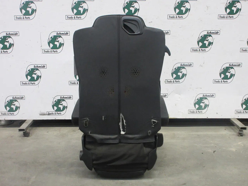 Mercedes-Benz A 960 910 75 01 STOEL MERCEDES BENZ 1845 LINKS EURO 6 - Scaun pentru Camion: Foto 5 Mercedes-Benz A 960 910 75 01 STOEL MERCEDES BENZ 1845 LINKS EURO 6 - Scaun pentru Camion: Foto 5