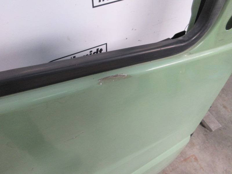 Mercedes-Benz AXOR A 979 720 20 05 PORTIER RECHTS - Uşă și piese pentru Camion: Foto 2 Mercedes-Benz AXOR A 979 720 20 05 PORTIER RECHTS - Uşă și piese pentru Camion: Foto 2