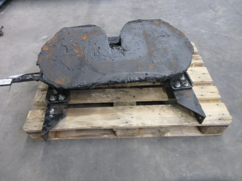 SAF SAF HOLLAND SK-S 36.20 21857523 // 20424303 // 20424304 // SK-S 36.20V SCHOTEL VOLVO FH 460 MODEL 2020 - Şa cuplare pentru Camion: Foto 3 SAF SAF HOLLAND SK-S 36.20 21857523 // 20424303 // 20424304 // SK-S 36.20V SCHOTEL VOLVO FH 460 MODEL 2020 - Şa cuplare pentru Camion: Foto 3