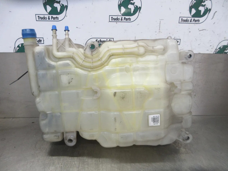 Scania 2277077 SCANIA S 450 NGS Expansiereservoir MODEL 2021 - Vas de expansiune pentru Camion: Foto 4 Scania 2277077 SCANIA S 450 NGS Expansiereservoir MODEL 2021 - Vas de expansiune pentru Camion: Foto 4