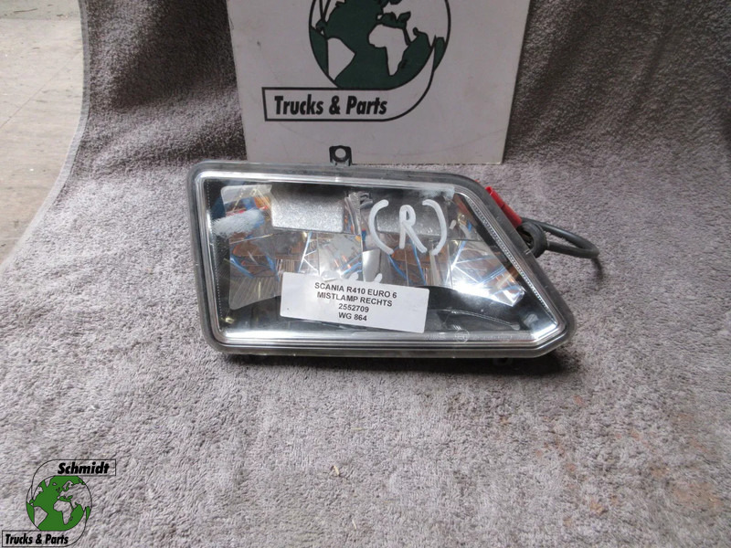 Scania 2552709 MISTLAMP SCANIA MODEL 2021 RECHTS R 410 - Far anticeata pentru Camion: Foto 1 Scania 2552709 MISTLAMP SCANIA MODEL 2021 RECHTS R 410 - Far anticeata pentru Camion: Foto 1