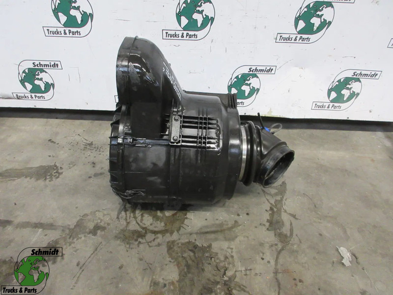 Volvo 21115476 // 22337550 VOLVO FH 460 EURO 6 MODEL 2021 - Filtru de aer pentru Camion: Foto 1 Volvo 21115476 // 22337550 VOLVO FH 460 EURO 6 MODEL 2021 - Filtru de aer pentru Camion: Foto 1