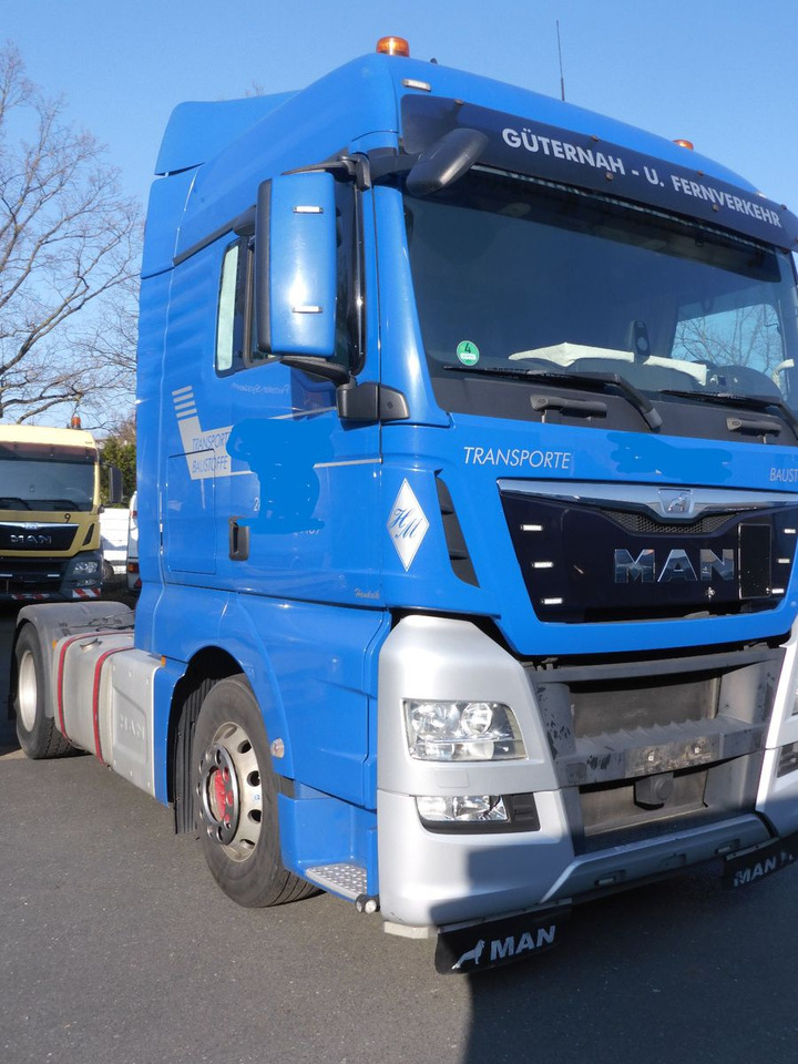 MAN TGX 18.440 Top Zustand Reifen 70 % Euro 6 - Cap tractor: Foto 1 MAN TGX 18.440 Top Zustand Reifen 70 % Euro 6 - Cap tractor: Foto 1