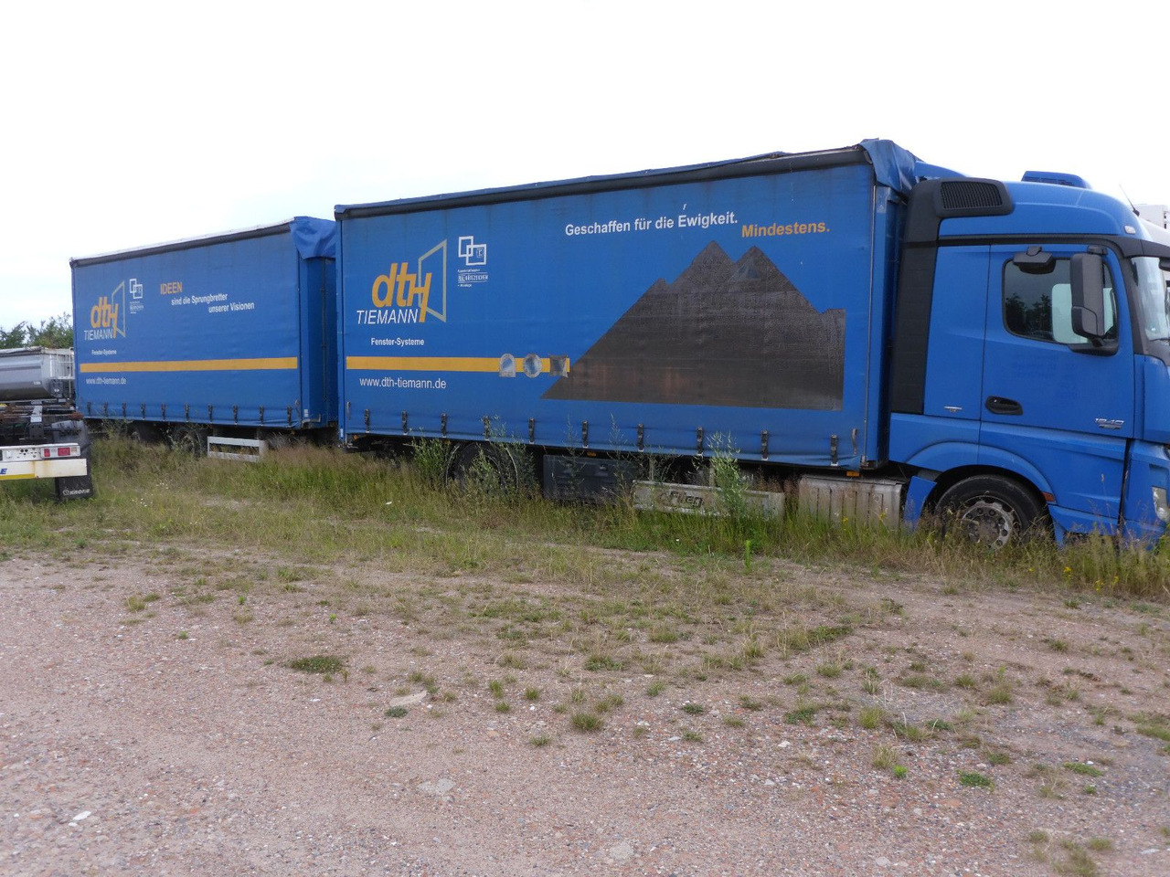 Mercedes-Benz 1840 Top Zustand 106 m3 Euro 6 + Anhänger - Camion cu prelată: Foto 3 Mercedes-Benz 1840 Top Zustand 106 m3 Euro 6 + Anhänger - Camion cu prelată: Foto 3