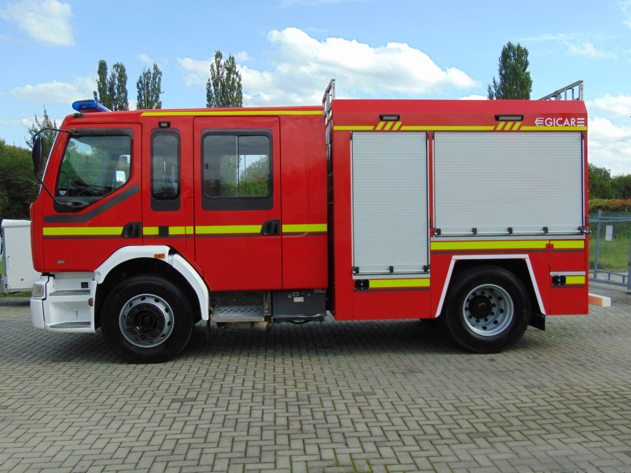 RENAULT Premium 260 GICAR - Autospeciala de stins incendii: Foto 5 RENAULT Premium 260 GICAR - Autospeciala de stins incendii: Foto 5