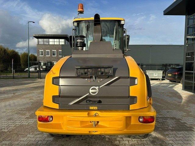 Volvo L45H - Încărcător frontal pe pneuri: Foto 3 Volvo L45H - Încărcător frontal pe pneuri: Foto 3