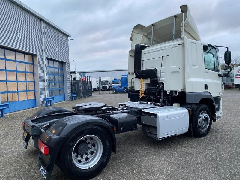 DAF CF370 / NICE CLEAN NL TRUCK / TYRES 80% / AUTOMATIC / EURO-6 / 2015 - Cap tractor: Foto 5 DAF CF370 / NICE CLEAN NL TRUCK / TYRES 80% / AUTOMATIC / EURO-6 / 2015 - Cap tractor: Foto 5