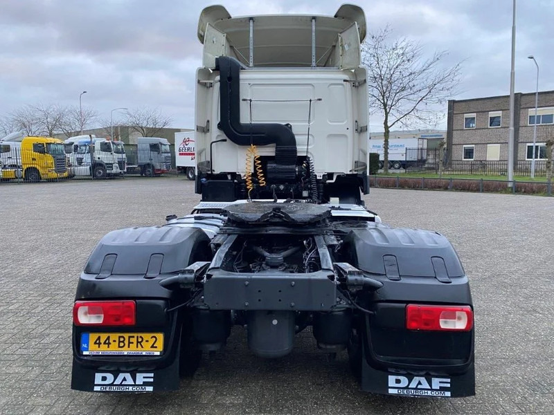 DAF CF370 / NICE CLEAN NL TRUCK / TYRES 80% / AUTOMATIC / EURO-6 / 2015 - Cap tractor: Foto 4 DAF CF370 / NICE CLEAN NL TRUCK / TYRES 80% / AUTOMATIC / EURO-6 / 2015 - Cap tractor: Foto 4