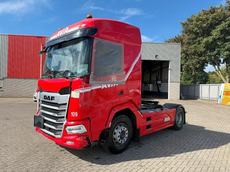 DAF XF450 FT / ENGINE RUNNING / ONLY:132521 KM / HYDRAULICS / DIGITAL DASH / DEB / HIGH CAB / AUTOMATIC / EURO-6 / 2024 - Cap tractor: Foto 1 DAF XF450 FT / ENGINE RUNNING / ONLY:132521 KM / HYDRAULICS / DIGITAL DASH / DEB / HIGH CAB / AUTOMATIC / EURO-6 / 2024 - Cap tractor: Foto 1