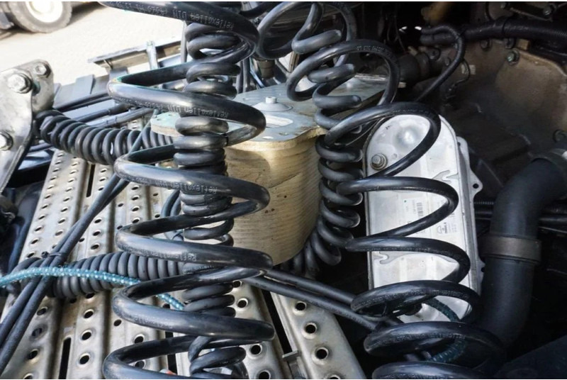 Cap tractor MAN TGS18.500 / AUTOMATIC / RETARDER / LOW ROOF / FULL AIR / NO DOCUMENTS / EURO-6 / 2019: Foto 8