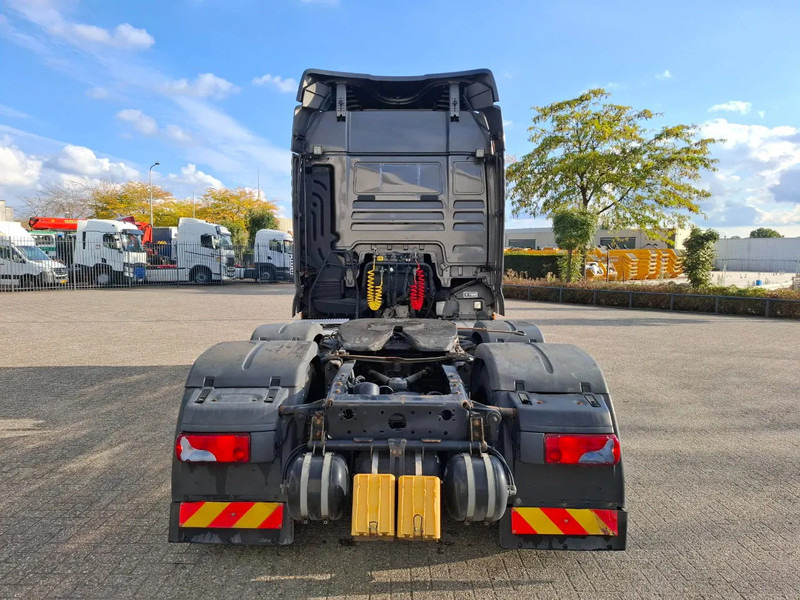 MAN TGX 26.460 / INTARDER / ACC / LWDS / LIFT AXLE / FRIDGE / 2XBED / AUTOMATIC / EURO-6 / 2020 - Cap tractor: Foto 4 MAN TGX 26.460 / INTARDER / ACC / LWDS / LIFT AXLE / FRIDGE / 2XBED / AUTOMATIC / EURO-6 / 2020 - Cap tractor: Foto 4