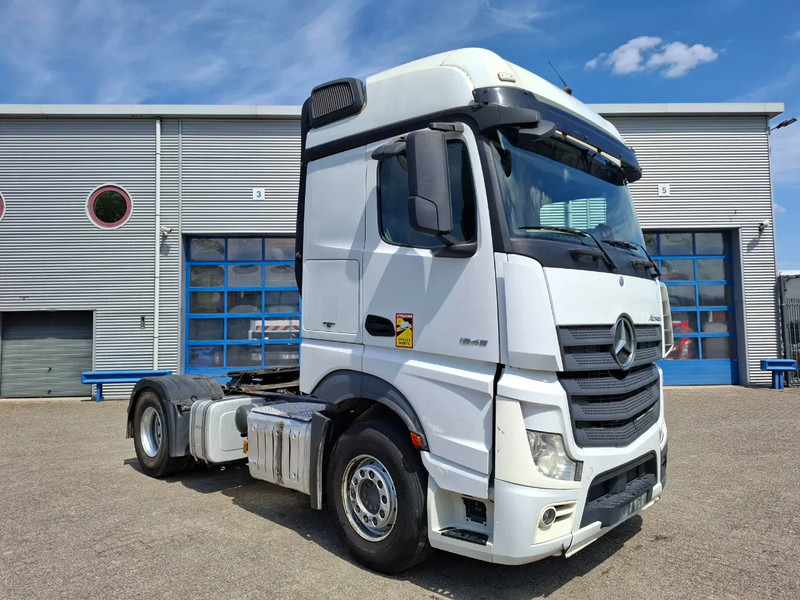 Mercedes-Benz Actros 1945 / HYDRAULICS / LWDS / SMART TACHO / 2XBED / FRIDGE / AUTOMATIC / EURO-6 / 2019 - Cap tractor: Foto 2 Mercedes-Benz Actros 1945 / HYDRAULICS / LWDS / SMART TACHO / 2XBED / FRIDGE / AUTOMATIC / EURO-6 / 2019 - Cap tractor: Foto 2