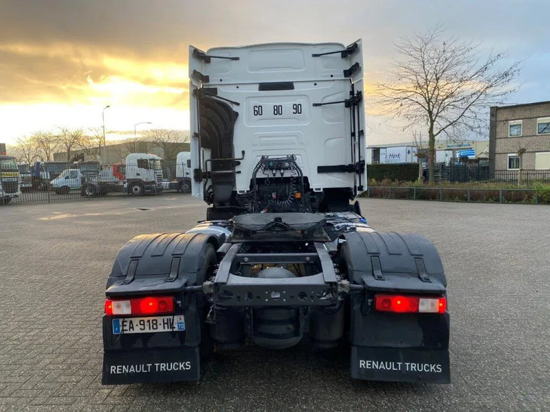 Renault T480 COMFORT / DOUBLE TANK / LWDS / AIRCO / 2XBED / AUTOMATIC / EURO-6 / 2016 - Cap tractor: Foto 4 Renault T480 COMFORT / DOUBLE TANK / LWDS / AIRCO / 2XBED / AUTOMATIC / EURO-6 / 2016 - Cap tractor: Foto 4
