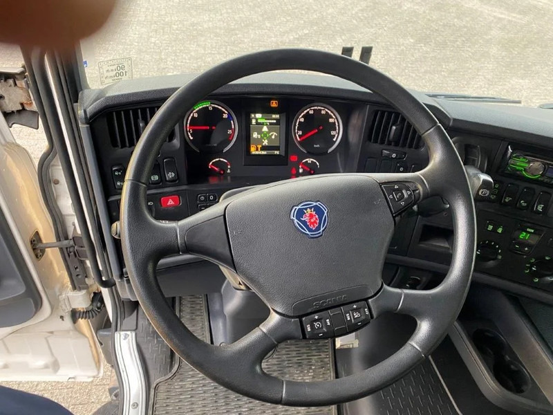 Leasing de Scania R520 / RETARDER / DOUBLE TANK / AUTOMATIC / PARK-COOL / EURO-6 / 2015 Scania R520 / RETARDER / DOUBLE TANK / AUTOMATIC / PARK-COOL / EURO-6 / 2015: Foto 15