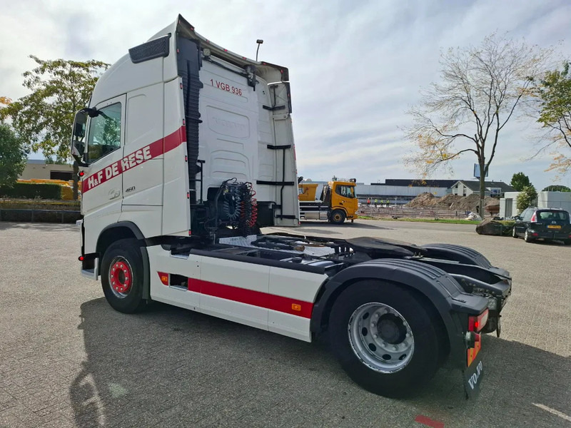 Volvo FH4-460 / VEB+ / HYDRAULICS / TUV:31-10-2025 / GEN2 V2 SMART TACHO / LWDS / SIDESKIRTS / FRIDGE / EURO-6 / 2018 - Cap tractor: Foto 3 Volvo FH4-460 / VEB+ / HYDRAULICS / TUV:31-10-2025 / GEN2 V2 SMART TACHO / LWDS / SIDESKIRTS / FRIDGE / EURO-6 / 2018 - Cap tractor: Foto 3