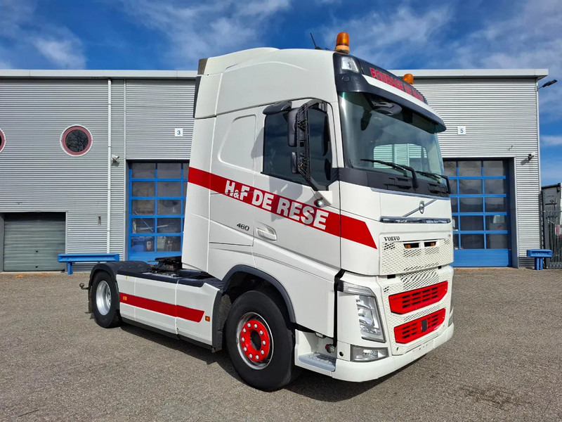 Volvo FH4-460 / VEB+ / HYDRAULICS / TUV:31-10-2025 / GEN2 V2 SMART TACHO / LWDS / SIDESKIRTS / FRIDGE / EURO-6 / 2018 - Cap tractor: Foto 2 Volvo FH4-460 / VEB+ / HYDRAULICS / TUV:31-10-2025 / GEN2 V2 SMART TACHO / LWDS / SIDESKIRTS / FRIDGE / EURO-6 / 2018 - Cap tractor: Foto 2