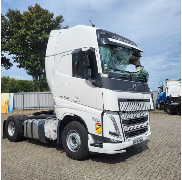 Volvo FH5-500 XL / ENGINE RUNNING / VEB+ / I-PARKCOOL / ONLY:349717 KM / I-SAVE / ACC / LWDS / SIDESKIRTS / AUTOMATIC / EURO-6 / 2023 - Cap tractor: Foto 3 Volvo FH5-500 XL / ENGINE RUNNING / VEB+ / I-PARKCOOL / ONLY:349717 KM / I-SAVE / ACC / LWDS / SIDESKIRTS / AUTOMATIC / EURO-6 / 2023 - Cap tractor: Foto 3
