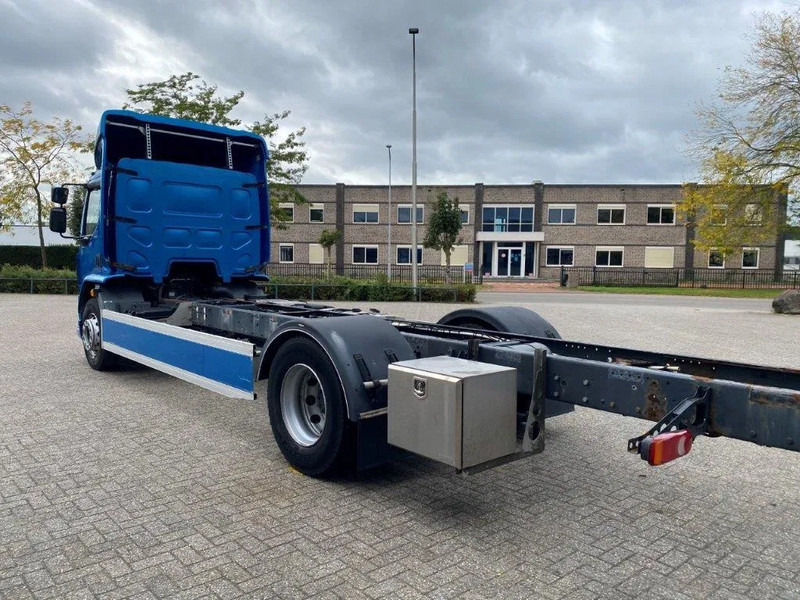 DAF LF290 / ONLY:429873KM / LWDS / GOOD TYRES / AUTOMATIC / EURO-6 / 2018 - Camion şasiu: Foto 3 DAF LF290 / ONLY:429873KM / LWDS / GOOD TYRES / AUTOMATIC / EURO-6 / 2018 - Camion şasiu: Foto 3