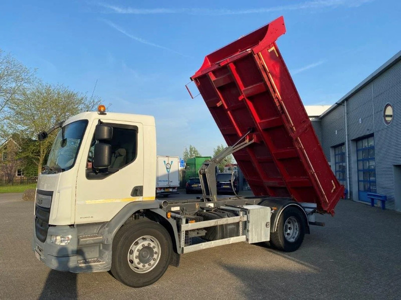 DAF LF310 / MAREL TIPPER / TUV:09-08-2024 / ONLY:145335 KM / MANUAL / EURO-6 / 2016 - Camion basculantă: Foto 2 DAF LF310 / MAREL TIPPER / TUV:09-08-2024 / ONLY:145335 KM / MANUAL / EURO-6 / 2016 - Camion basculantă: Foto 2
