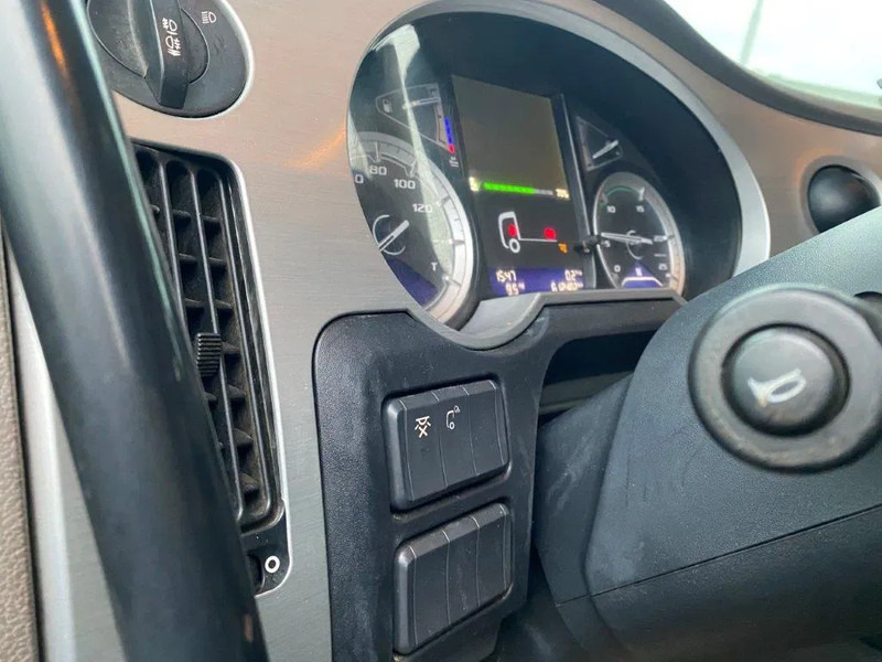 Camion cu cârlig DAF XF106-530 8X2 / AJK HOOKLIFT 25000KG / 9 TON FRONT AXLE / NAVI / ONLY:612482 KM / SSC / AUTOMATIC / EURO-6 / 2019: Foto 15