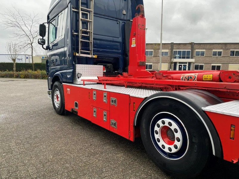 Camion cu cârlig DAF XF106-530 8X2 / AJK HOOKLIFT 25000KG / 9 TON FRONT AXLE / NAVI / ONLY:612482 KM / SSC / AUTOMATIC / EURO-6 / 2019: Foto 10