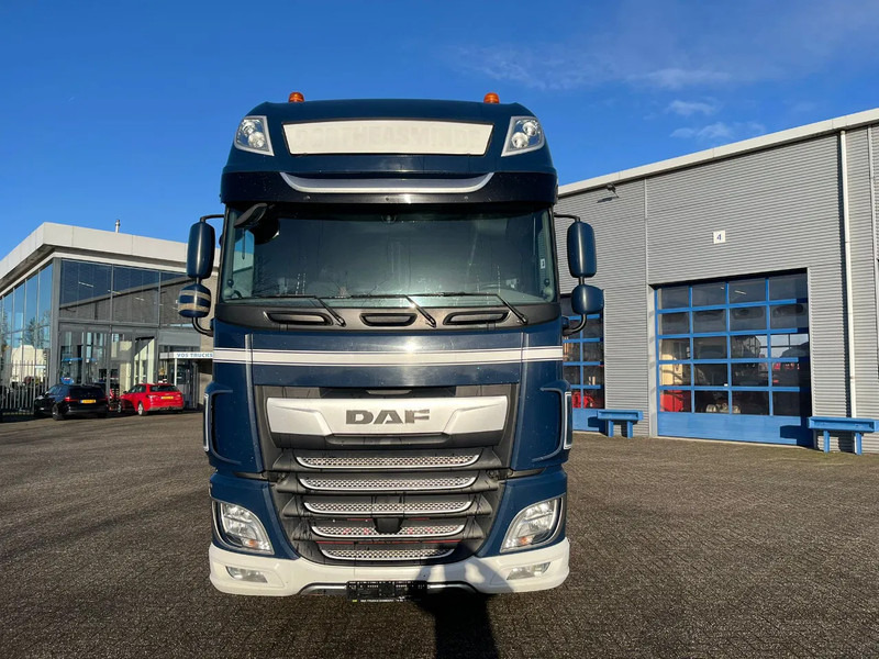 Camion cu cârlig DAF XF106-530 8X2 / AJK HOOKLIFT 25000KG / 9 TON FRONT AXLE / NAVI / ONLY:612482 KM / SSC / AUTOMATIC / EURO-6 / 2019: Foto 6