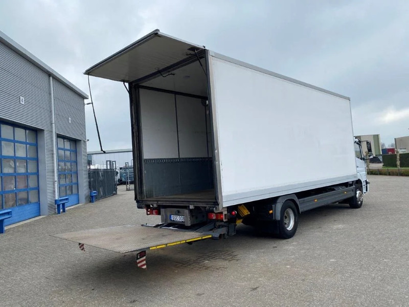 Mercedes-Benz ATEGO 1624 / AUTOMATIC / CLOSED BOX / SIDE DOORS / AIRCO / LWDS / FCW / EURO-6 / 2016 - Camion furgon: Foto 4 Mercedes-Benz ATEGO 1624 / AUTOMATIC / CLOSED BOX / SIDE DOORS / AIRCO / LWDS / FCW / EURO-6 / 2016 - Camion furgon: Foto 4