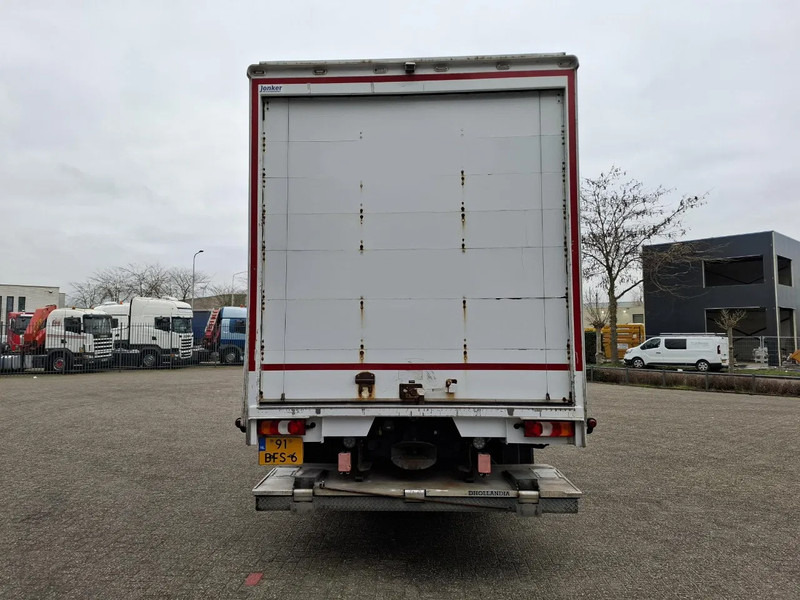 Mercedes-Benz Actros 2843 / NL TRUCK / TUV:08-01-2026 / LIFT+LENKACHSE / SMART TACHO / NAVI / PLATFORM 1500 KG / 2XBED / EURO-6 / 2015 - Camion furgon: Foto 5 Mercedes-Benz Actros 2843 / NL TRUCK / TUV:08-01-2026 / LIFT+LENKACHSE / SMART TACHO / NAVI / PLATFORM 1500 KG / 2XBED / EURO-6 / 2015 - Camion furgon: Foto 5