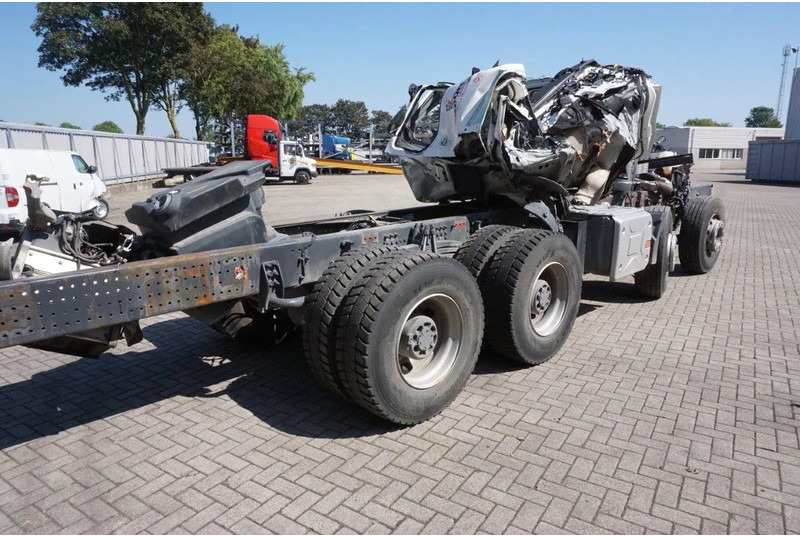 Renault C460 / 8X4 / BIG AXLE / FULL STEEL / 2 X LENKACHSE / EURO-6 / 2022 - Camion şasiu: Foto 4 Renault C460 / 8X4 / BIG AXLE / FULL STEEL / 2 X LENKACHSE / EURO-6 / 2022 - Camion şasiu: Foto 4