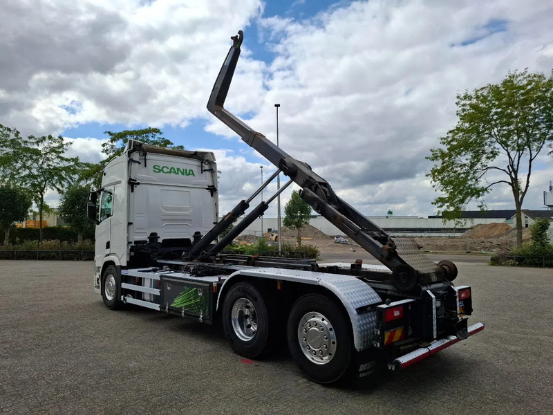Scania NGS R500 / RETARDER / AJK HOOK 22 TON / LIFT+LENKACHSE / TUV:17-06-2026 / NAVI / LWDS / ALCOA / LEATHER / AUTOMATIC / EURO-6 / 2 - Camion cu cârlig: Foto 3 Scania NGS R500 / RETARDER / AJK HOOK 22 TON / LIFT+LENKACHSE / TUV:17-06-2026 / NAVI / LWDS / ALCOA / LEATHER / AUTOMATIC / EURO-6 / 2 - Camion cu cârlig: Foto 3