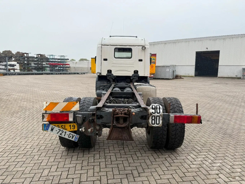 Scania P124-420 / ENGINE RUNNING / RETARDER / BIG AXLE / FULL-STEEL / ONLY: 540918 KM / OLD TACHO / AIRCO / MANUAL / EURO-3 / 2002 - Camion şasiu: Foto 4 Scania P124-420 / ENGINE RUNNING / RETARDER / BIG AXLE / FULL-STEEL / ONLY: 540918 KM / OLD TACHO / AIRCO / MANUAL / EURO-3 / 2002 - Camion şasiu: Foto 4