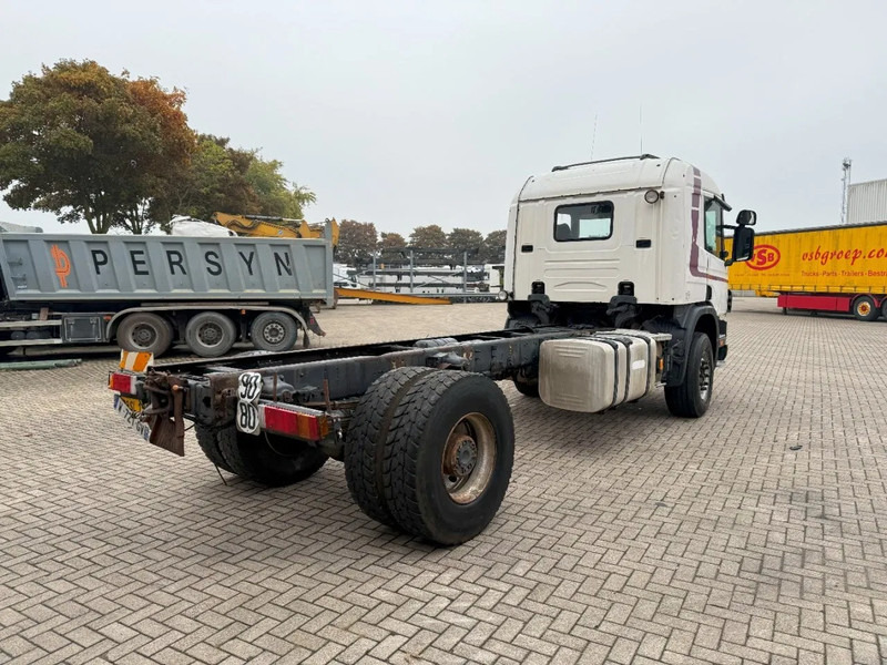 Scania P124-420 / ENGINE RUNNING / RETARDER / BIG AXLE / FULL-STEEL / ONLY: 540918 KM / OLD TACHO / AIRCO / MANUAL / EURO-3 / 2002 - Camion şasiu: Foto 5 Scania P124-420 / ENGINE RUNNING / RETARDER / BIG AXLE / FULL-STEEL / ONLY: 540918 KM / OLD TACHO / AIRCO / MANUAL / EURO-3 / 2002 - Camion şasiu: Foto 5