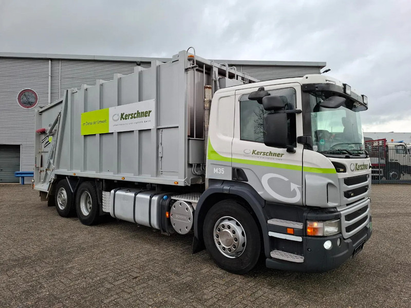 Scania P360 / RETARDER / ONLY:234640 KM / LENKACHSE / AIRCO / WORKING GARBAGE TRUCK / AUTOMATIC / EURO-5 / 2013 - Autogunoiere: Foto 2 Scania P360 / RETARDER / ONLY:234640 KM / LENKACHSE / AIRCO / WORKING GARBAGE TRUCK / AUTOMATIC / EURO-5 / 2013 - Autogunoiere: Foto 2