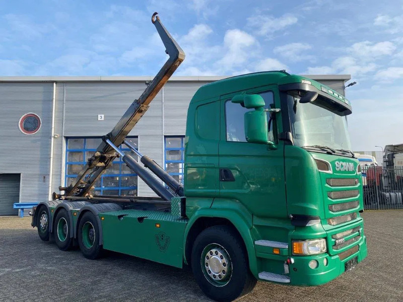 Scania R520 V8 / 8X4 / BIG AXLE / AJK HOOKLIFT 30TON / LIFT+LENKACHSE / NAVI / LEATHER / FULL-AIR / AUTOMATIC / EURO-6 / 2015 - Camion cu cârlig: Foto 2 Scania R520 V8 / 8X4 / BIG AXLE / AJK HOOKLIFT 30TON / LIFT+LENKACHSE / NAVI / LEATHER / FULL-AIR / AUTOMATIC / EURO-6 / 2015 - Camion cu cârlig: Foto 2