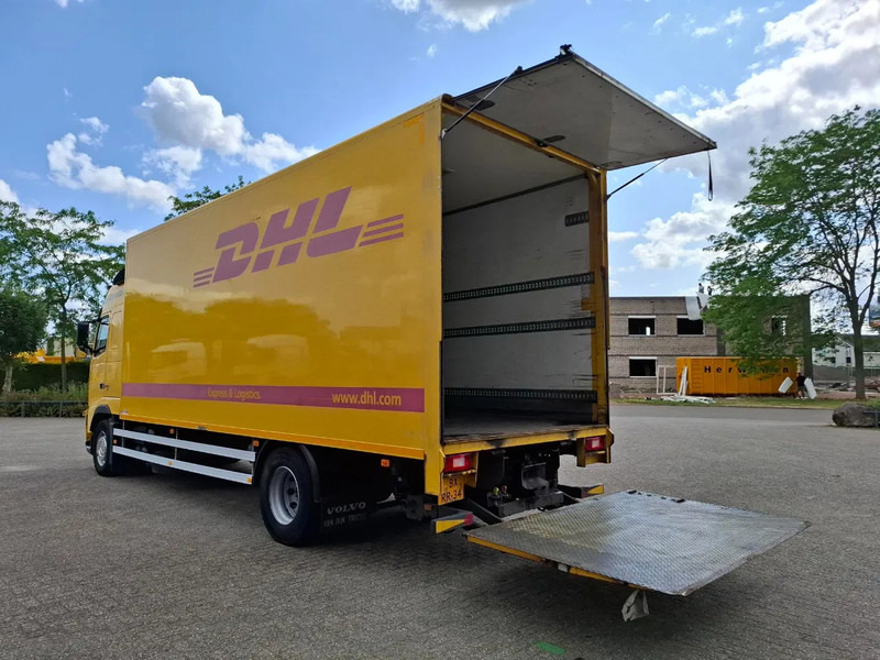 Volvo FH13-420 / NL TRUCK / PLATFORM 2000KG / AIRCO / FRIDGE / AUTOMATIC / EURO-5 / 2010 - Camion furgon: Foto 4 Volvo FH13-420 / NL TRUCK / PLATFORM 2000KG / AIRCO / FRIDGE / AUTOMATIC / EURO-5 / 2010 - Camion furgon: Foto 4