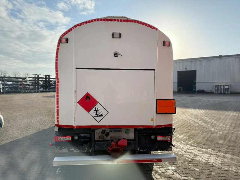 Volvo FH5-500 6X2 / ENGINE RUNNING / LIFT+LENKACHSE / FULL AIR / ADR / EUROTANK / 9-TON FRONT AXLE / EURO-6 / 2022 - Camion cisternă: Foto 4 Volvo FH5-500 6X2 / ENGINE RUNNING / LIFT+LENKACHSE / FULL AIR / ADR / EUROTANK / 9-TON FRONT AXLE / EURO-6 / 2022 - Camion cisternă: Foto 4
