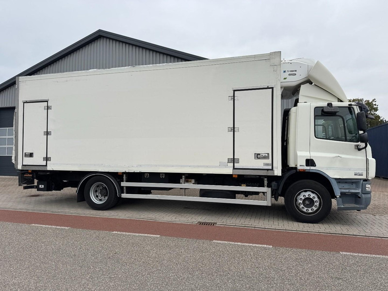 DAF CF65-300 Thermo-King (- 25 C ) 'D Hollandia Taillift/LBW - Camion frigider: Foto 2 DAF CF65-300 Thermo-King (- 25 C ) 'D Hollandia Taillift/LBW - Camion frigider: Foto 2