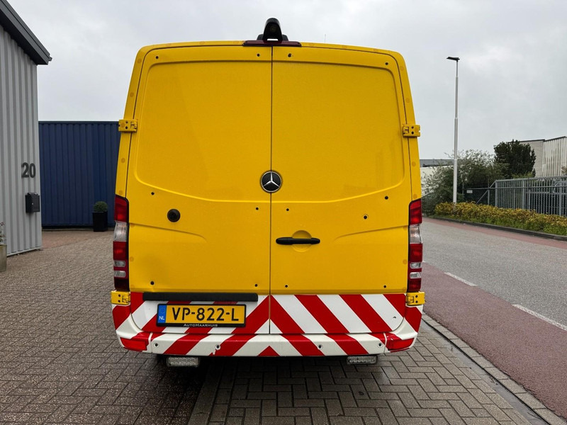 Mercedes-Benz 319 L2/H1 BF3 Begleit-/Convooi-/Begleiding-/Camper - Dubă: Foto 4 Mercedes-Benz 319 L2/H1 BF3 Begleit-/Convooi-/Begleiding-/Camper - Dubă: Foto 4